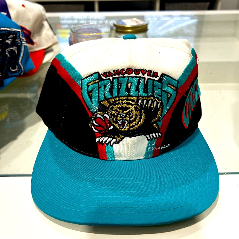 1994 Vancouver grizzly’s SnapBack